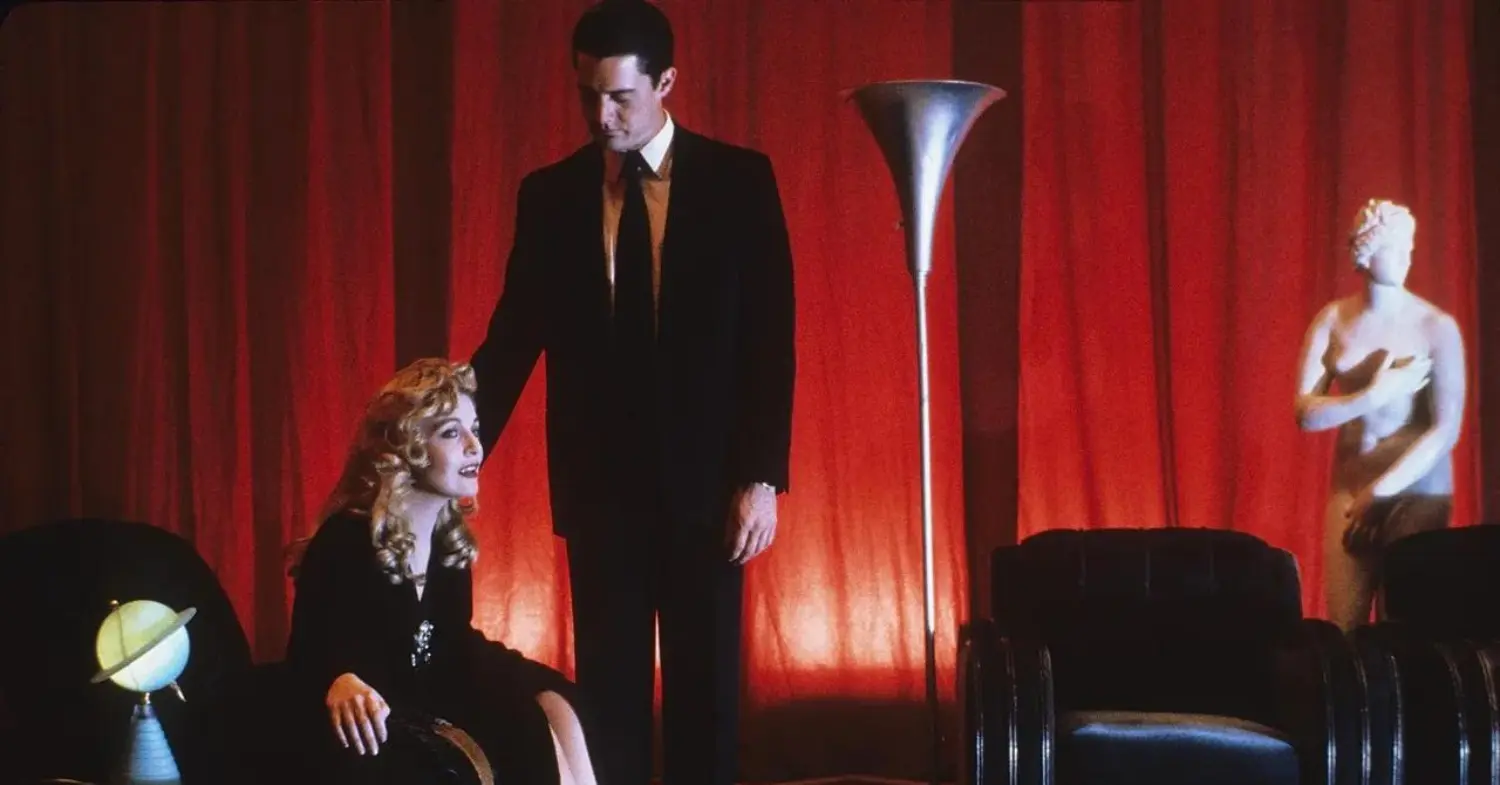 Laura Palmer (Sheryl Lee) and Dale Cooper (Kyle MacLachlan) in Fire Walk with Me (1992)